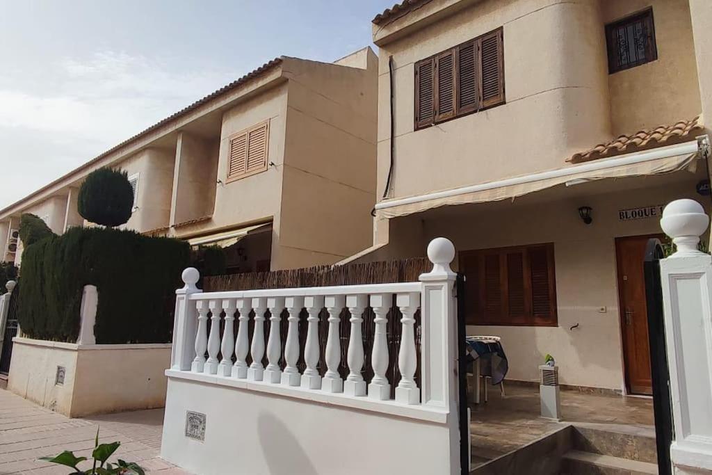 Lovely Holiday Home Santa Pola,그란 알라칸트 외부 사진
